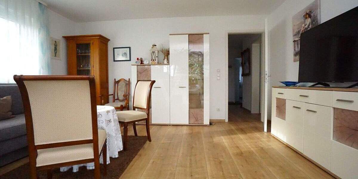 Etagenwohnung Eichenzell - 3 Zimmer, 95 m&sup2;, 325.000&euro; | Angebot:25665141