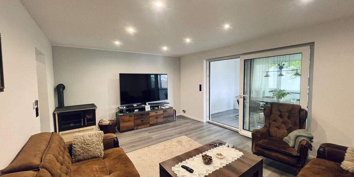 Mehrfamilienhaus, Wohnhaus Kalbach Uttrichshausen - 5 Zimmer, 305 m&sup2;, 499.000&euro; | Angebot:25732483