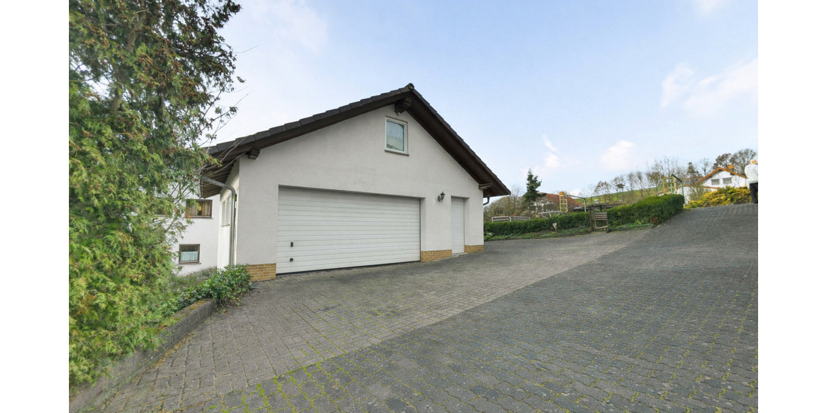 Einfamilienhaus Breitenbach am Herzberg Oberjossa - 9 Zimmer, 315 m&sup2;, 249.000&euro; | Angebot:25664657