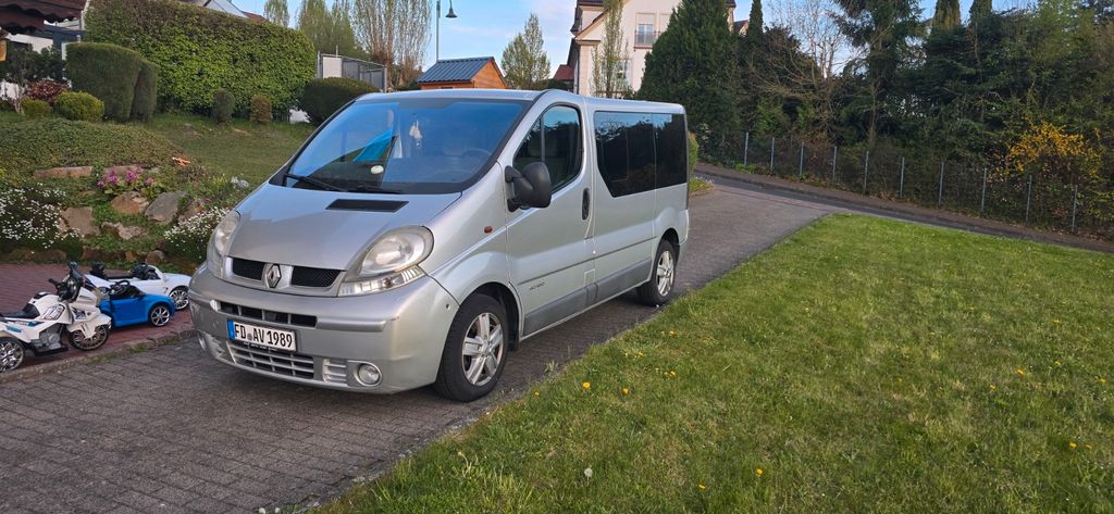 Renault Trafic 305.000 km 4.250 &euro; Hilders 36115