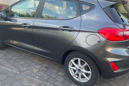 Ford Fiesta 62.000 km 10.500 &euro; Tann 36142