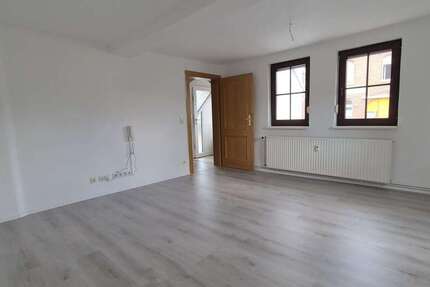 Haus Sinntal - 5 Zimmer, 91 m&sup2;, 750&euro; | Angebot:27069285
