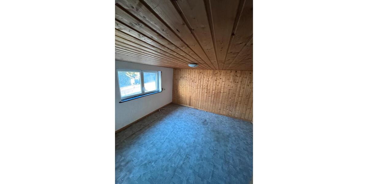 Einfamilienhaus Herbstein - 5 Zimmer, 100 m&sup2;, 85.000&euro; | Angebot:27092583