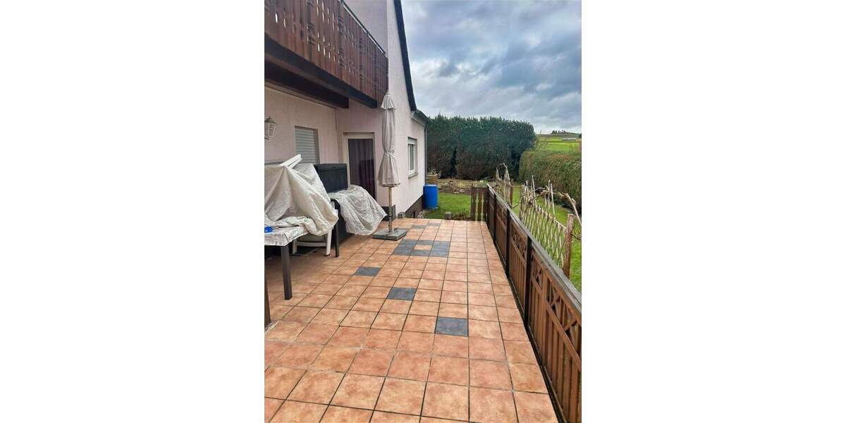 Doppelhaushälfte Großenlüder - 5 Zimmer, 185 m&sup2;, 375.000&euro; | Angebot:25664844