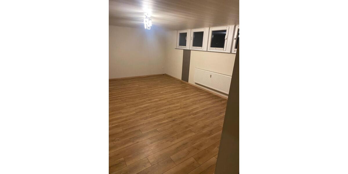 Dachgeschoßwohnung Lauterbach (Hessen) - 4 Zimmer, 106 m&sup2;, 800&euro; | Angebot:25814286
