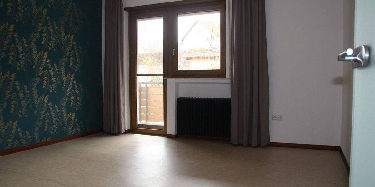 Mehrfamilienhaus, Wohnhaus Schlitz - 7 Zimmer, 240 m&sup2;, 325.000&euro; | Angebot:26204015