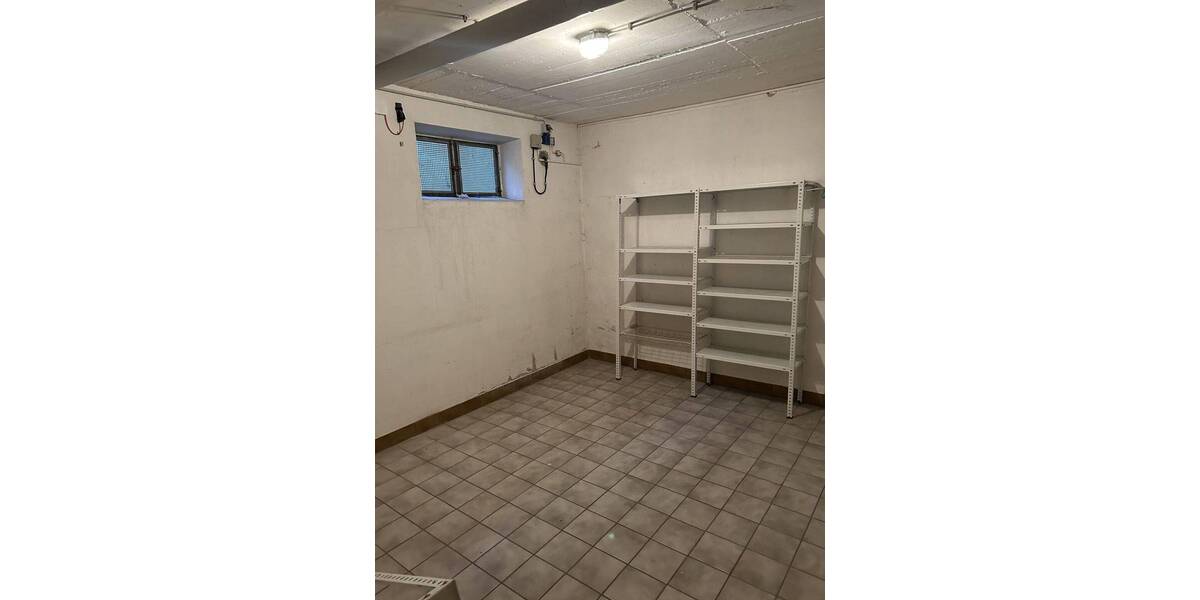 Einfamilienhaus Bad Salzschlirf - 7 Zimmer, 201 m&sup2;, 263.000&euro; | Angebot:25664848