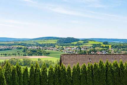 Haus Fulda / Aschenberg Aschenberg - 8 Zimmer, 217 m&sup2;, 249.000&euro; | Angebot:26878783
