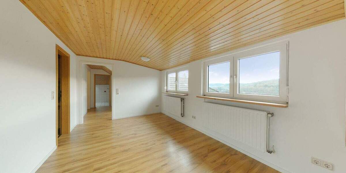 Einfamilienhaus Breitenbach am Herzberg Oberjossa - 9 Zimmer, 315 m&sup2;, 249.000&euro; | Angebot:25664657