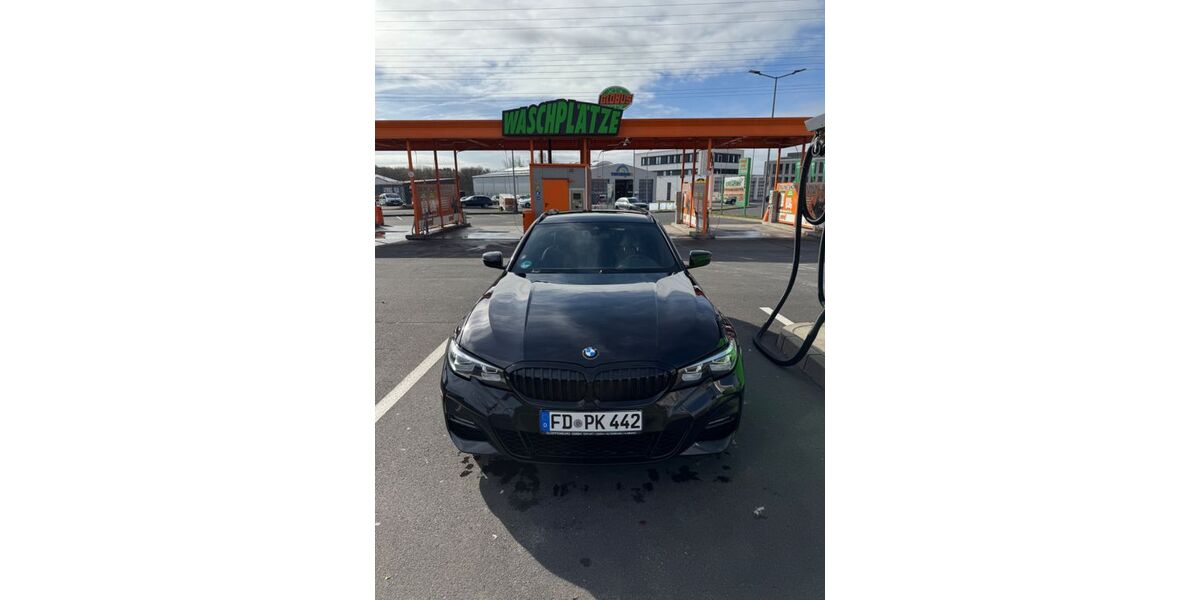 BMW 330 142.000 km 25.500 &euro; Petersberg 36100