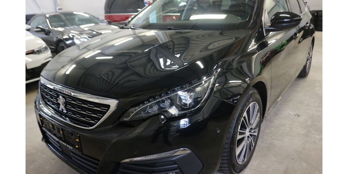 Peugeot 308 172.714 km 9.800 &euro; Gersfeld 36129