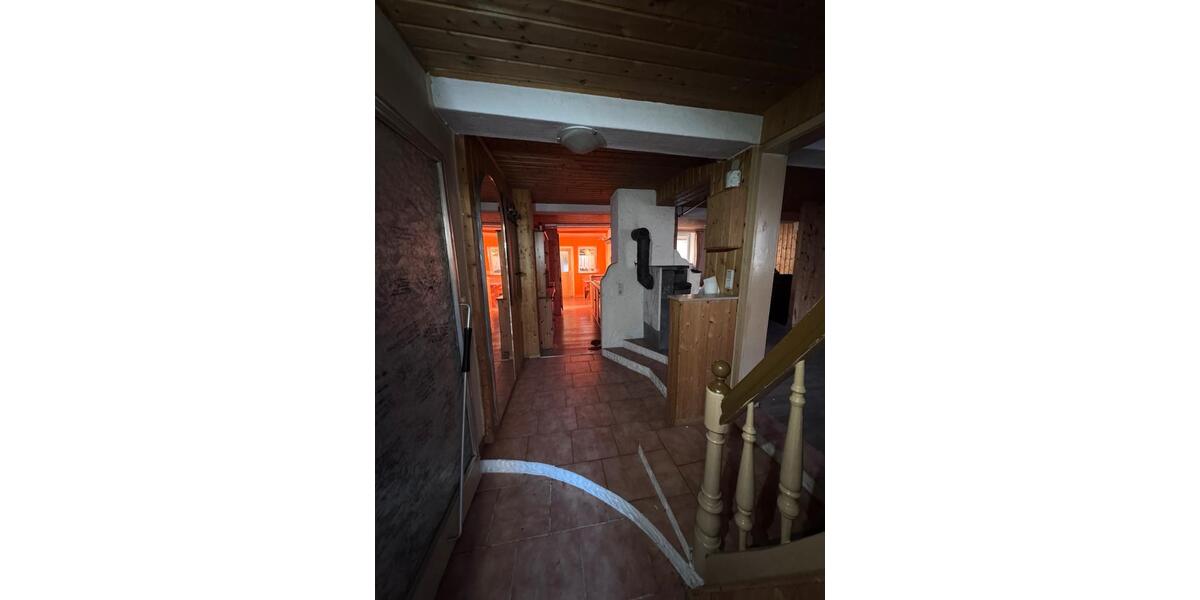 Einfamilienhaus Herbstein - 6 Zimmer, 100 m&sup2;, 85.000&euro; | Angebot:26112999