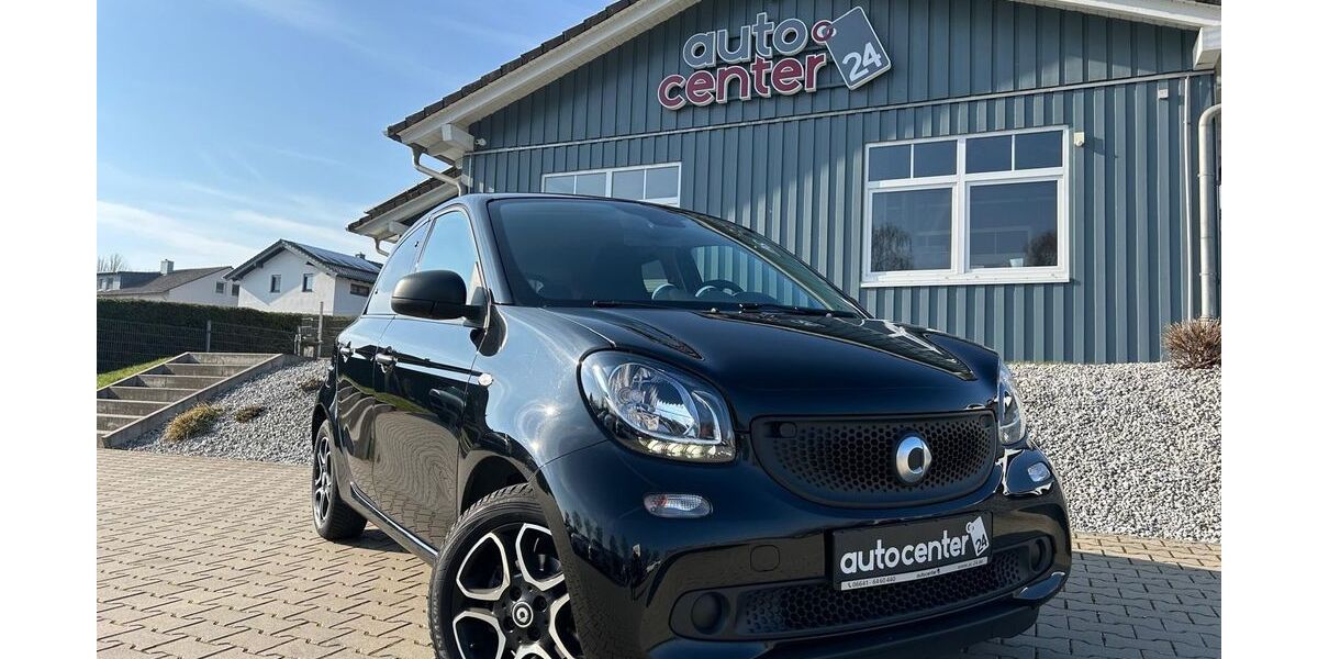 Smart ForFour 39.379 km 9.480 &euro; Wartenberg-Angersbach 36367