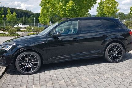 Audi Q7 97.500 km 48.400 &euro; Petersberg 36100
