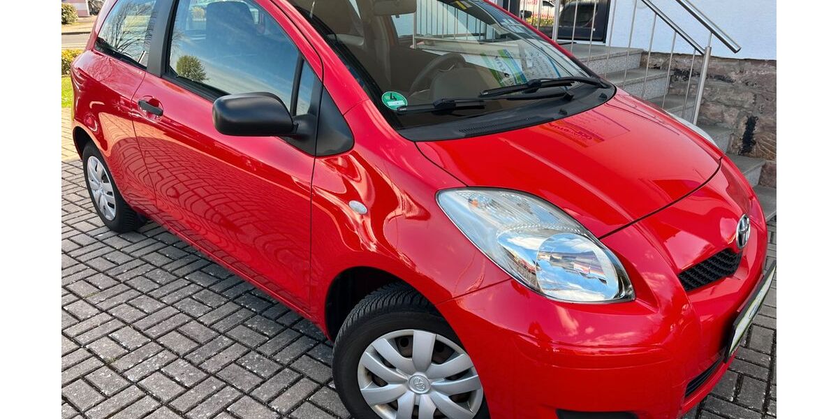 Toyota Yaris 128.700 km 3.000 &euro; Fulda 36043