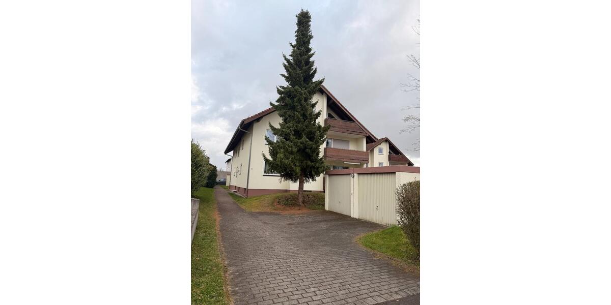 Dachgeschoßwohnung Petersberg - 3 Zimmer, 74 m&sup2;, 229.000&euro; | Angebot:25944122