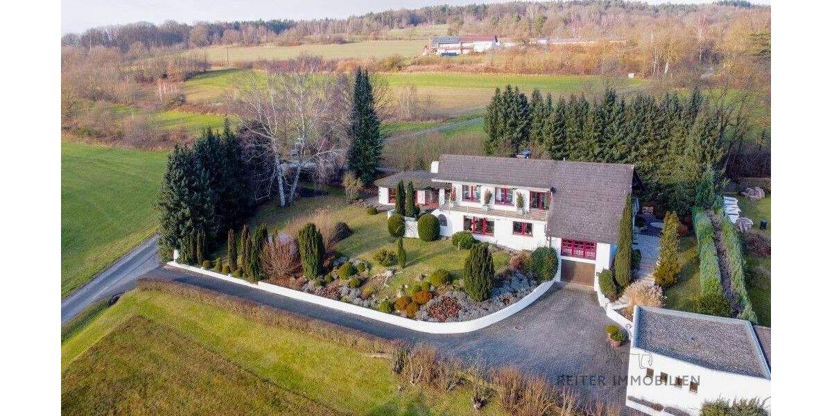 Einfamilienhaus Gersfeld / Hettenhausen Hettenhausen - 8 Zimmer, 291 m&sup2;, 949.000&euro; | Angebot:25703746