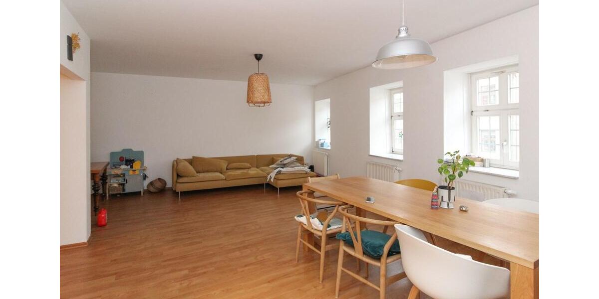 Etagenwohnung Fulda - 3 Zimmer, 90 m&sup2;, 870&euro; | Angebot:19860617