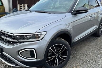 VW T-Roc 23.000 km 22.800 &euro; Grebenau - Schwarz 36323