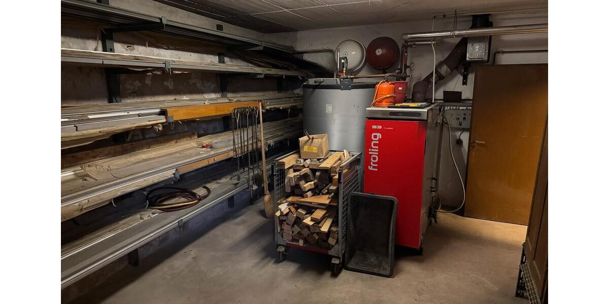 Einfamilienhaus Lauterbach (Hessen) - 10 Zimmer, 250 m&sup2;, 485.000&euro; | Angebot:25234107