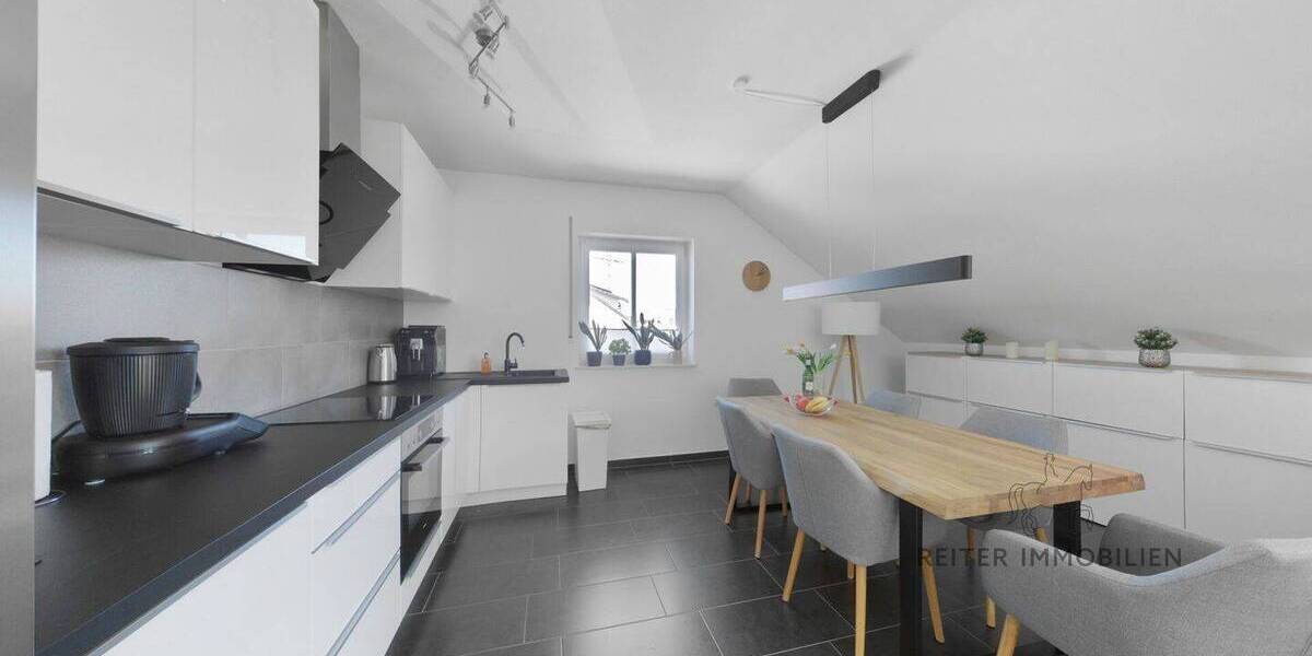 Etagenwohnung Petersberg - 3 Zimmer, 85 m&sup2;, 325.000&euro; | Angebot:26744511