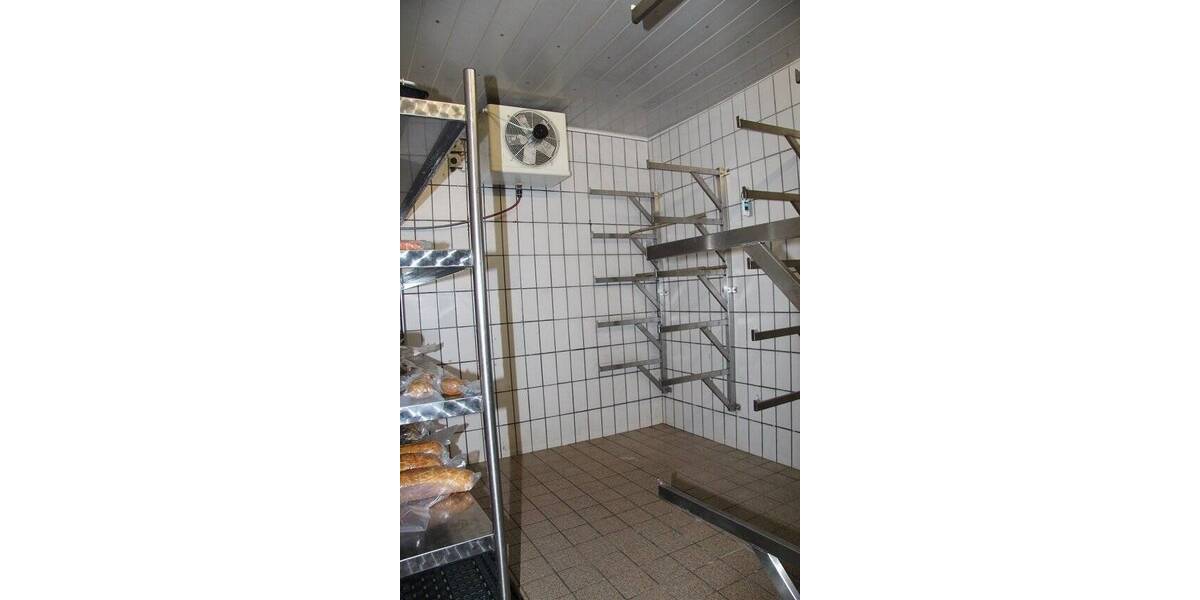 Mehrfamilienhaus, Wohnhaus Lauterbach (Hessen) Wallenrod - 4 Zimmer, 150 m&sup2;, 79.900&euro; | Angebot:25673822