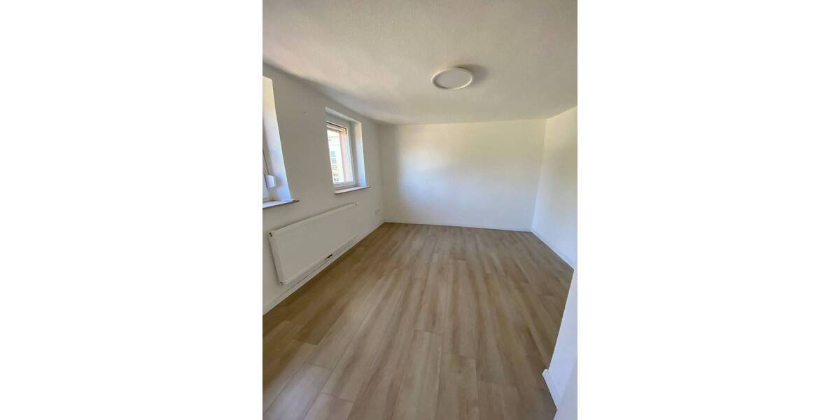 Doppelhaushälfte Großenlüder Uffhausen - 5 Zimmer, 130 m&sup2;, 1.050&euro; | Angebot:26570162