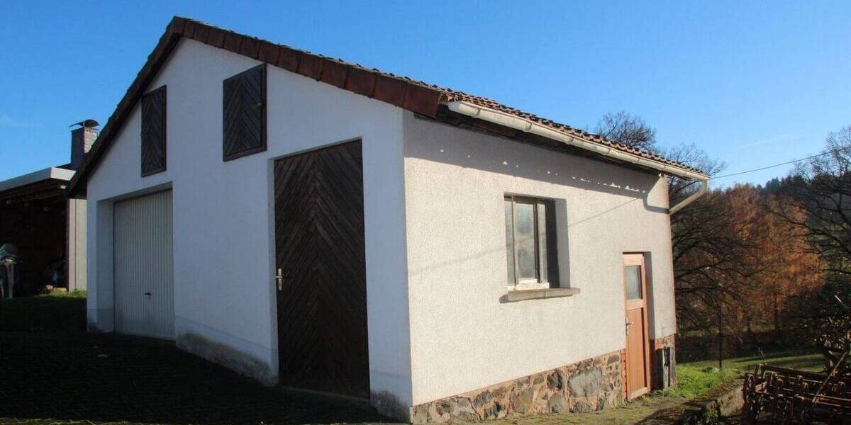 Mehrfamilienhaus, Wohnhaus Herbstein Rixfeld - 8 Zimmer, 190 m&sup2;, 169.000&euro; | Angebot:25746666