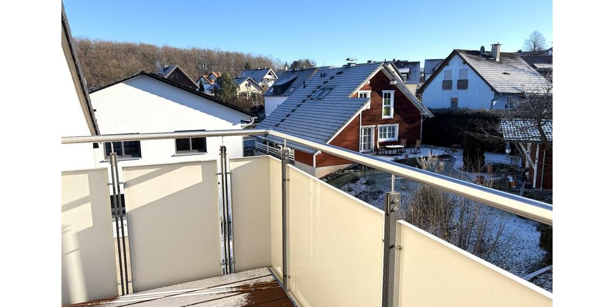 Dachgeschoßwohnung Hofbieber - 3 Zimmer, 82 m&sup2;, 169.500&euro; | Angebot:23110462