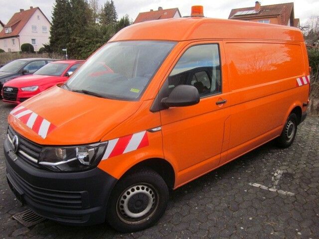 VW T6 Transporter 269.500 km 9.800 &euro; Petersberg 36100