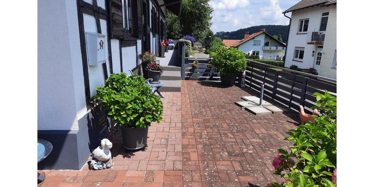 Einfamilienhaus Hosenfeld - 5 Zimmer, 210 m&sup2;, 325.000&euro; | Angebot:22211348