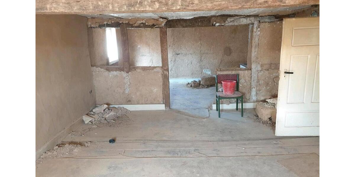 Einfamilienhaus Niederaula - 2 Zimmer, 150 m&sup2;, 79.000&euro; | Angebot:23590007