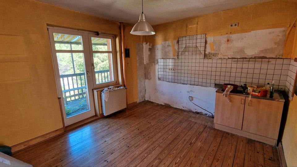 Einfamilienhaus Eiterfeld - 5 Zimmer, 125 m&sup2;, 175.000&euro; | Angebot:26745778
