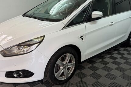 Ford S-Max 162.557 km 13.500 &euro; Fulda 36043
