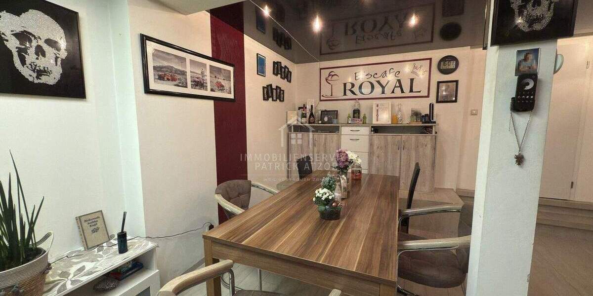 Mehrfamilienhaus, Wohnhaus Tann - 7 Zimmer, 211 m&sup2;, 190.000&euro; | Angebot:25692707