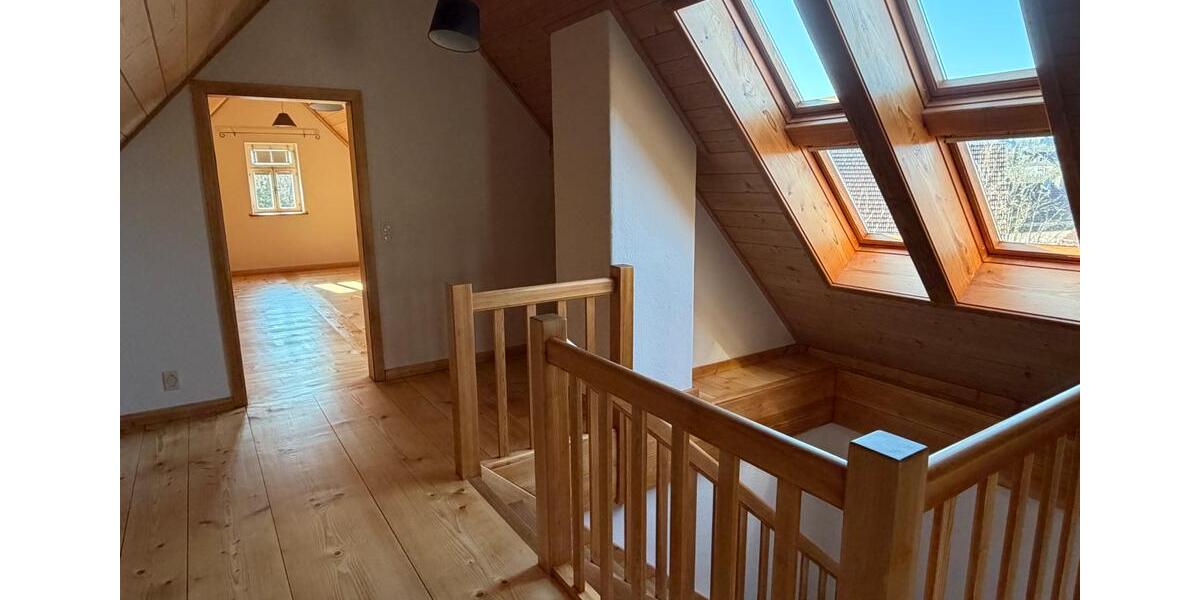 Einfamilienhaus Schlüchtern - 3 Zimmer, 150 m&sup2;, 1.400&euro; | Angebot:25964514