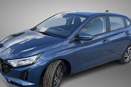 Hyundai i20 4.900 km 17.390 &euro; Petersberg 36100