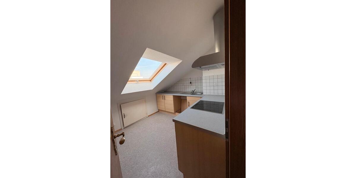 Dachgeschoßwohnung Fulda Fulda-Galerie - 3 Zimmer, 86 m&sup2;, 880&euro; | Angebot:25830845