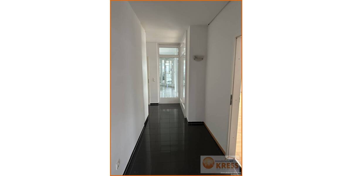 Gewerbeobjekt Schlüchtern - 3 Zimmer, 1.200&euro; | Angebot:26018078