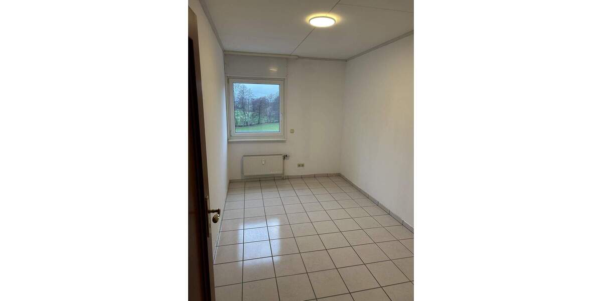 Mehrfamilienhaus, Wohnhaus Neuhof Hattenhof - 7 Zimmer, 210 m&sup2;, 360.000&euro; | Angebot:25815436