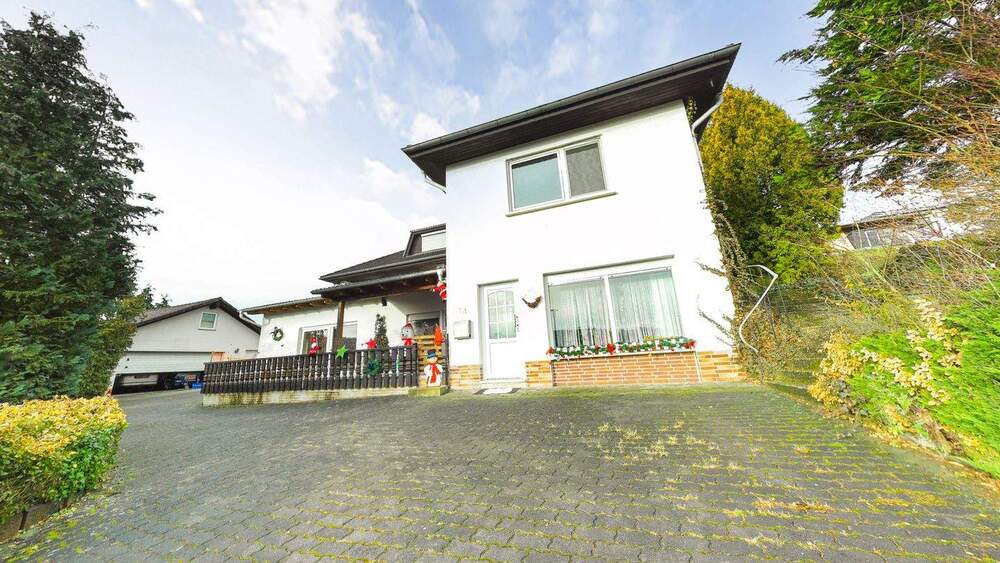 Einfamilienhaus Breitenbach am Herzberg Oberjossa - 9 Zimmer, 315 m&sup2;, 249.000&euro; | Angebot:25664657