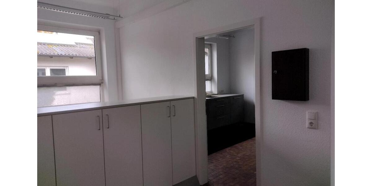 Gewerbeobjekt Bischofsheim in der Rhön - 800&euro; | Angebot:25651015