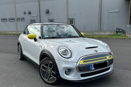 Mini Cooper SE 75.934 km 17.490 &euro; Großenlüder 36137