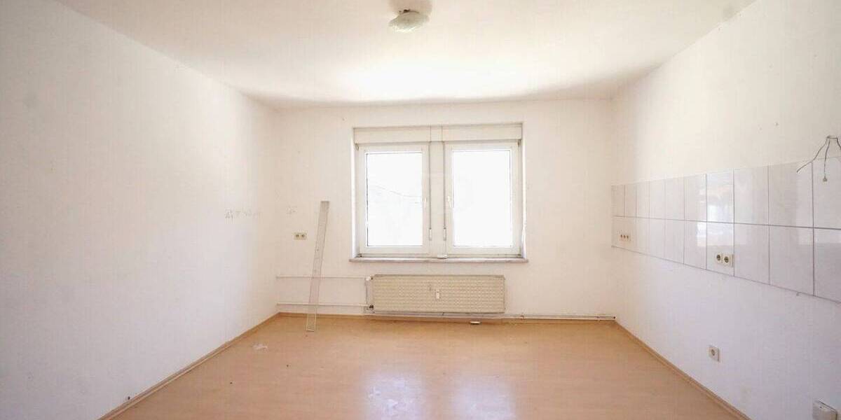 Mehrfamilienhaus, Wohnhaus Bad Salzschlirf - 1 Zimmer, 282 m&sup2;, 290.000&euro; | Angebot:26683554