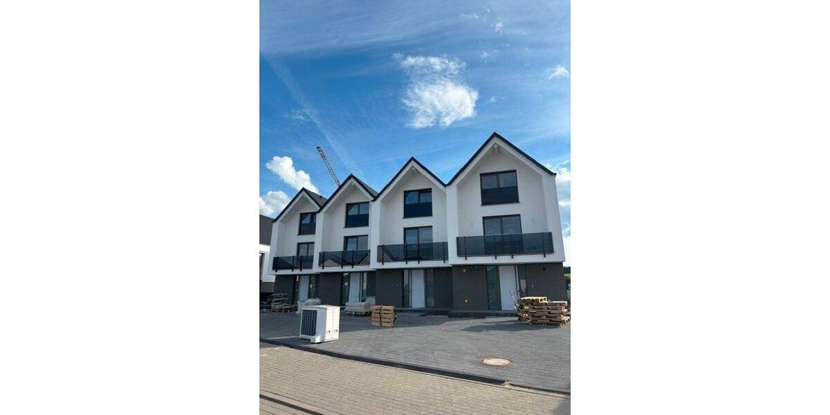 Reihenhaus Eichenzell - 5 Zimmer, 135 m&sup2;, 425.000&euro; | Angebot:26770392