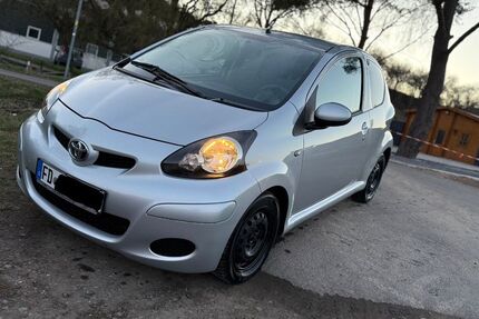 Toyota Aygo (X) 196.700 km 1.990 &euro; Künzell 36093