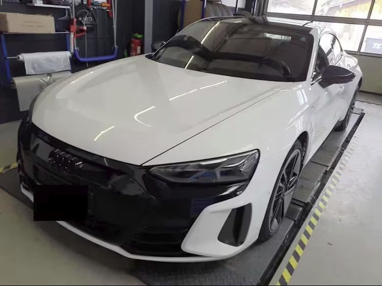 Audi RS e-tron GT 187.400 km 38.800 &euro; Eichenzell 36124