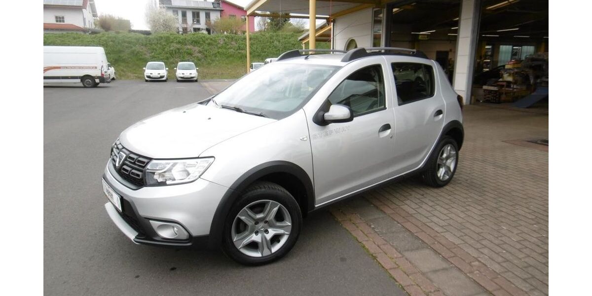 Dacia Sandero 80.900 km 7.860 &euro; Eiterfeld 36132