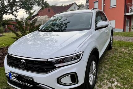 VW T-Roc 43.000 km 19.500 &euro; Hosenfeld 36154