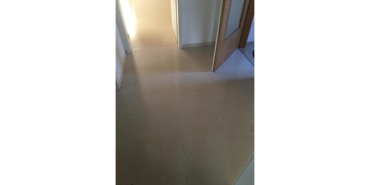 Dachgeschoßwohnung Künzell - 2 Zimmer, 50 m&sup2;, 590&euro; | Angebot:25942723